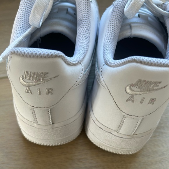 Nike Air Force One 6.5Y/Women’s 8/Men’s 6.5 Classic White - Picture 5 of 7